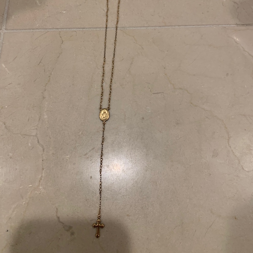 Delicate rosary necklace